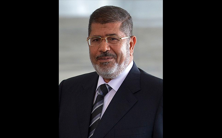 <p>Сегодня в суд было передано новое уголовное дело против экс-президента Египта Мухаммеда Мурси и его сторонников.</p>