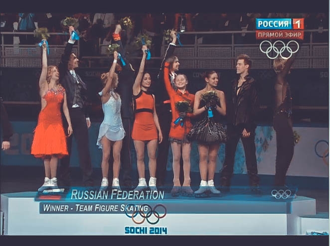 <p>Первая золотая медаль в командном первенстве фигуристов стала первым российским золотом на Олимпиаде</p>