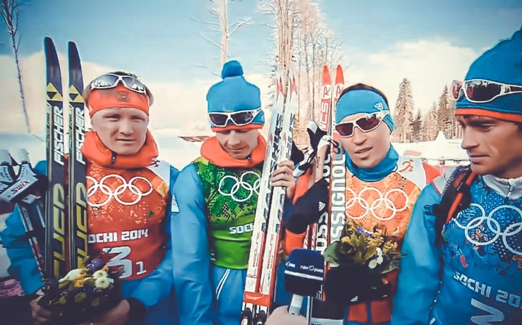 <p>Мужская сборная России по лыжным гонкам завоевала серебряную медаль в эстафете 4х10 километров.</p>