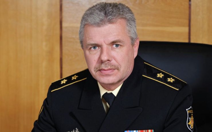 <p>Россия же считает действия адмирала полностью законными, так как Витко стремится защитить российских военных, в сторону которых сыпятся угрозы со стороны ультранационалистов</p>