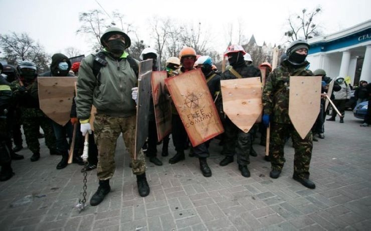 <p>«Русский легион», в ряды которого войдут добровольцы из России, намерен «защищать» Украину</p>