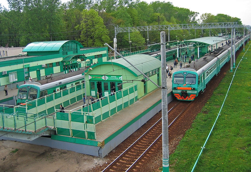 <p>Московская железная дорога с сегодняшнего дня возвращает в расписание так называемые «дачные» электрички.</p>