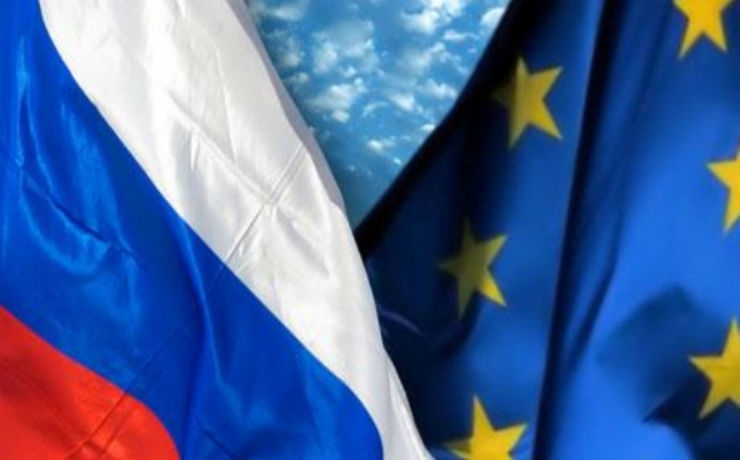 <p>Под санкции Евросоюза может попасть почти все высшее политическое руководство страны</p>