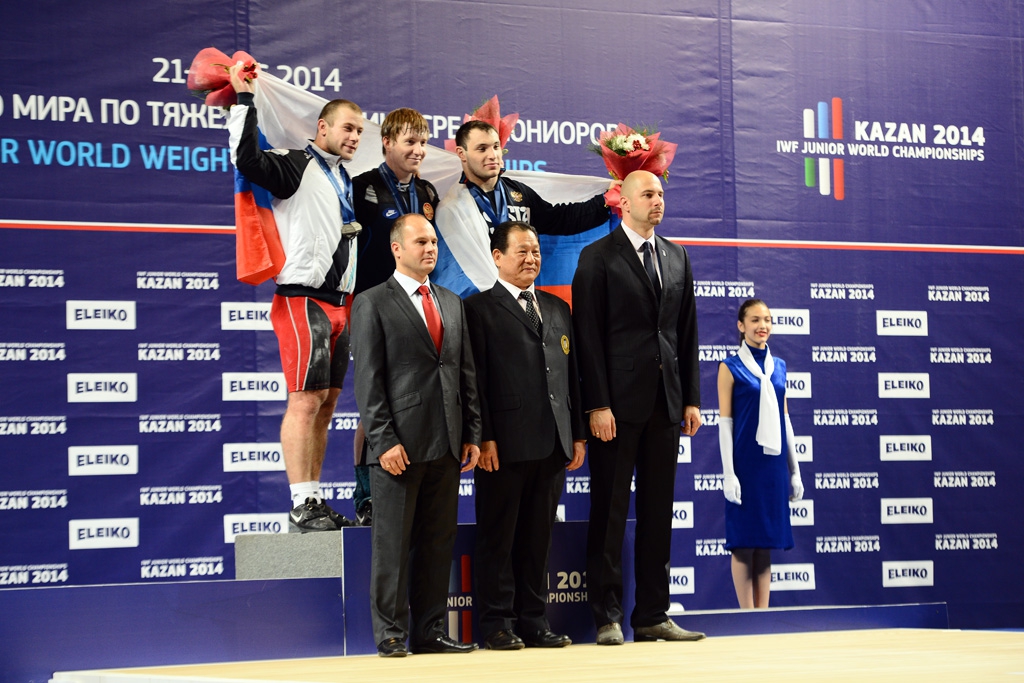 <p>Юниорская сборная России по тяжелой атлетике победила в общекомандном зачете на первенстве мира в Казани.</p>