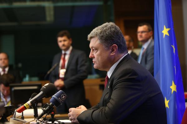 <p>Порошенко заявил, что отношения Украины и России очень близки к точке невозврата.</p>