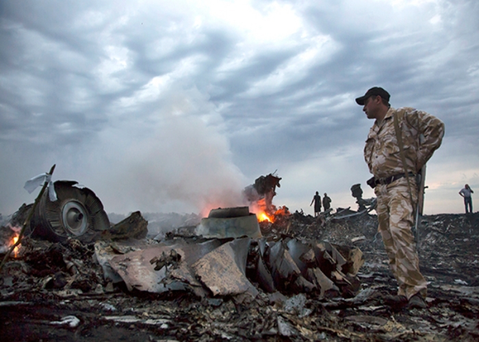 <p>Нидерландский совет по безопасности опубликовал предварительный доклад по результатам расследования причин катастрофы малайзийского Boeing 777 на Украине.</p>