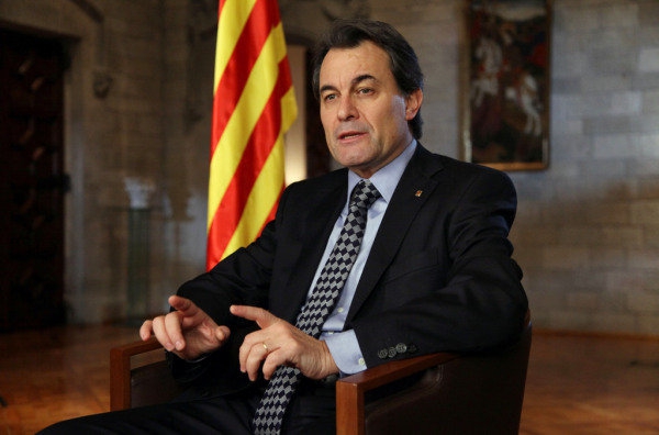 <p>Председатель правительства Каталонии Артур Мас заявил, что референдум о независимости автономии состоится, и вопрос этот упирается не в законность его проведения, а в «отсутствие политической воли» у центрального руководства страны, сообщают «РИА Новости», ссылаясь на газету El Pais.</p>