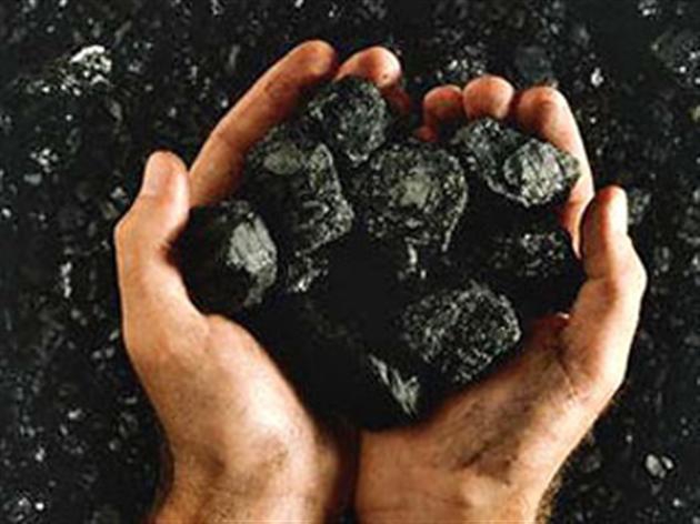 <p>Компания Steel Mont, поставщик угля из ЮАР на Украину, отказывается подписывать новый контракт с «Укринтерэнерго».</p>