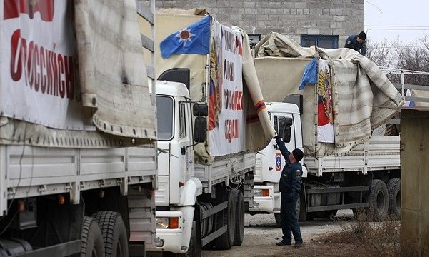 <p>В ближайшее время МЧС России начнет готовить очередной конвой с гуманитарной помощью для жителей Донбасса.</p>