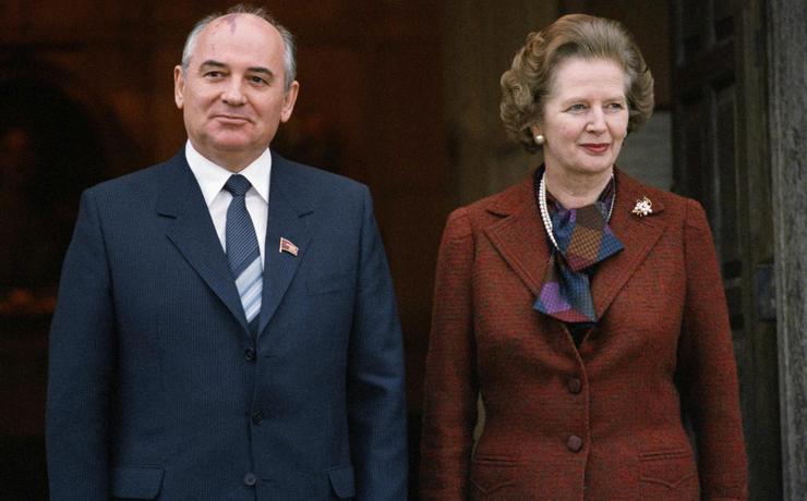 <p>Михаил Горбачев свой первый официальный визита в Великобританию совершил в 1984 году</p>