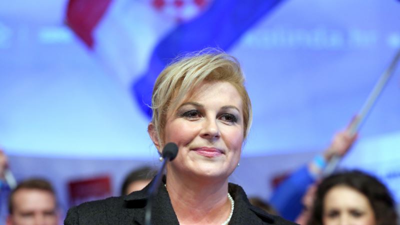 <p>На самых непредсказуемых президентских выборах в Хорватии победу одержала 46-летняя Колинда Грабар-Китарович, набравшая 50,43 процента голосов.</p>