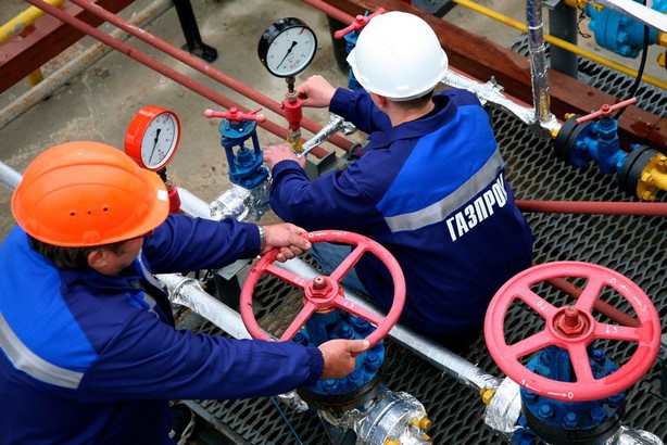 <p>Поставки российского газа на Украину могут прекратиться уже через два дня</p>