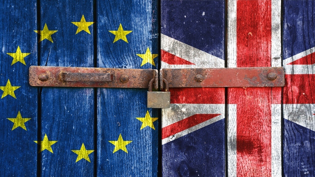 <p>Глава британского внешнеполитического ведомства Филип Хаммонд заявил, что от Брюсселя требуются серьезные изменения в проводимой им политике, чтобы Великобритания и дальше оставалась в Европейском союзе. </p>