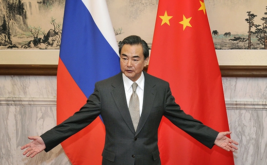 <p>Ван И указал на зрелый, устойчивый характер российско-китайских отношений</p>