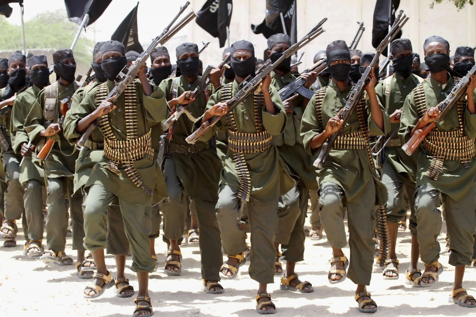 <p>Радикальная исламистская группировка «Боко Харам», которая уже несколько лет совершает кровавые теракты в Нигерии, присягнула на верность террористической группировке «Исламское государство», действующей преимущественно на территориях Ирака и Сирии.</p>

<p> </p>