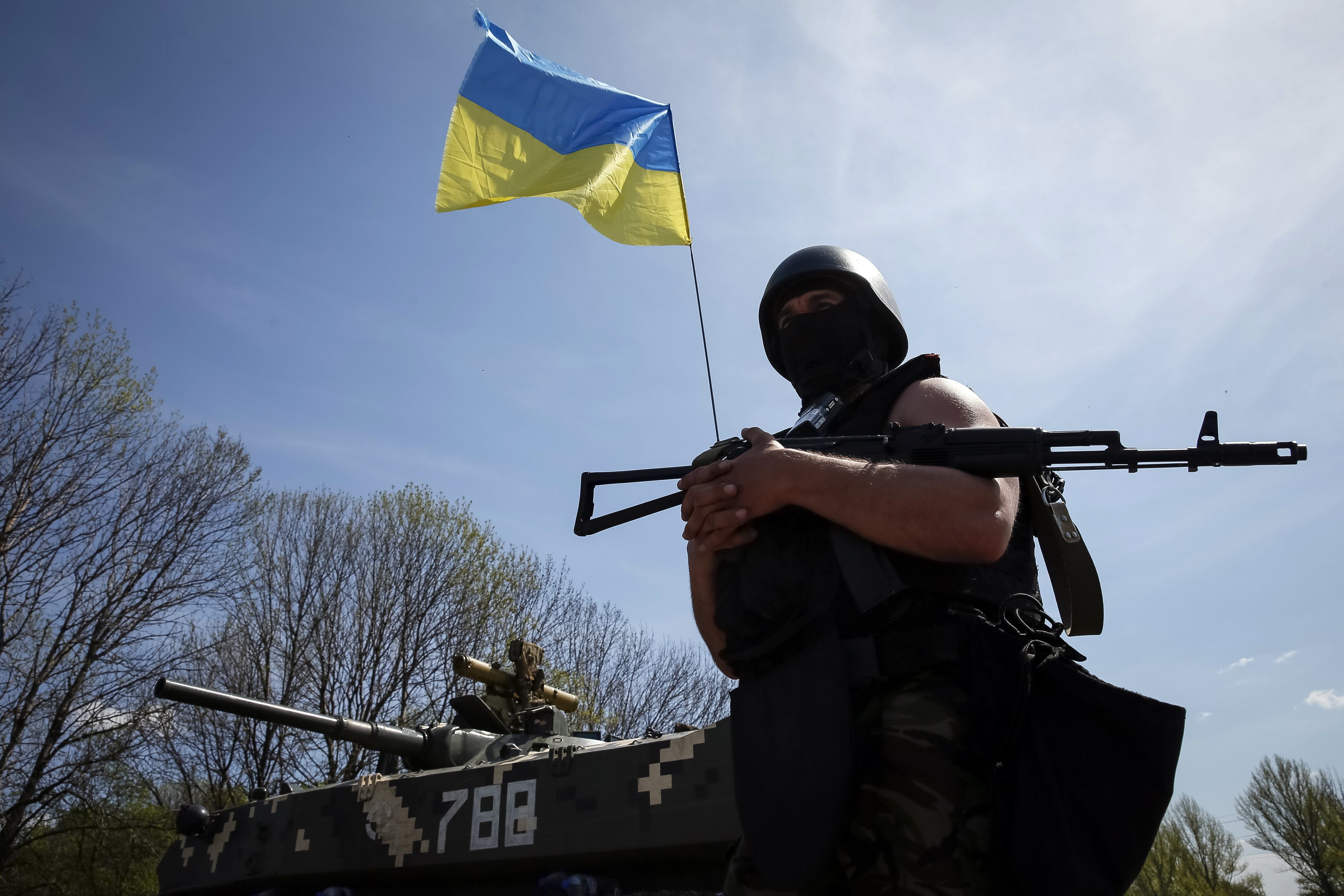 <p>Сегодня центр Киева вновь оказался перекрыт из-за акции протеста, устроенной вернувшимися с Донбасса украинскими силовиками. </p>