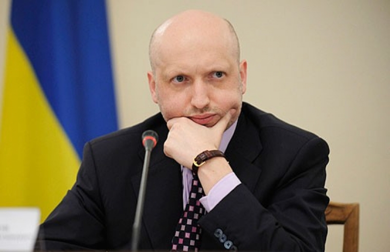 <p>Секретарь Совета нацбезопасности и обороны Украины Александр Турчинов заявил, что Украина работает над наращиванием мощностей ракетной отрасли для «восстановления ракетного щита».</p>