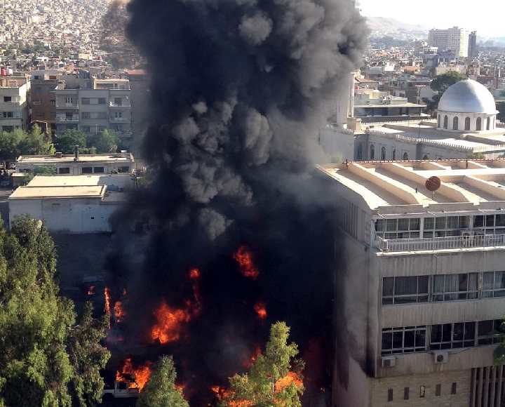 Итогом взрыва около одной из святынь шиитов в сирийской столице стала смерть семи человек