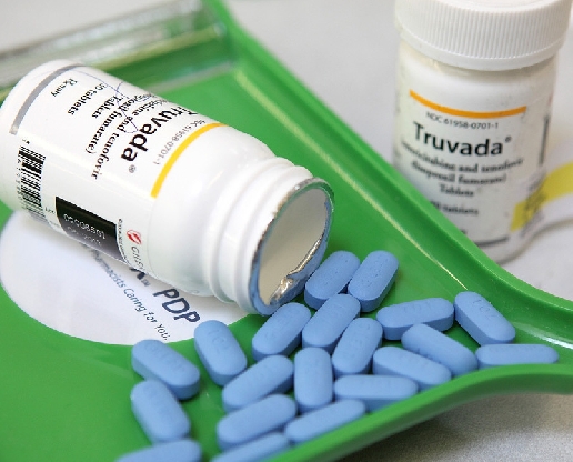 В Минюсте проходит регистрацию уже одобренный в Америке препарат Truvada для профилактики ВИЧ.