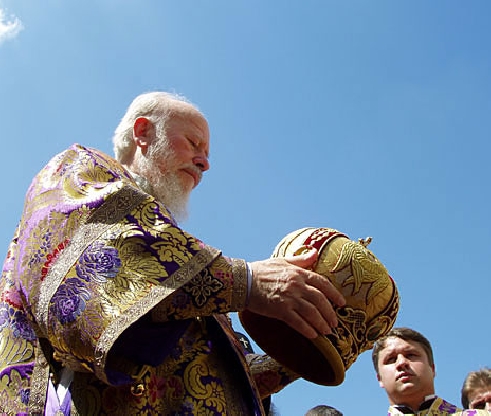 Патриарх Кирилл лично поздравит митрополита Киевского и всея Украины Владимира с 20-летием предстоятельского служения 26-28 июля на Украине.