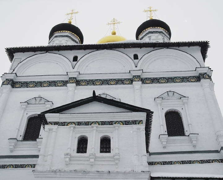 Средства на постройку монастыря дал князь Борис Васильевич Волоцкий...
