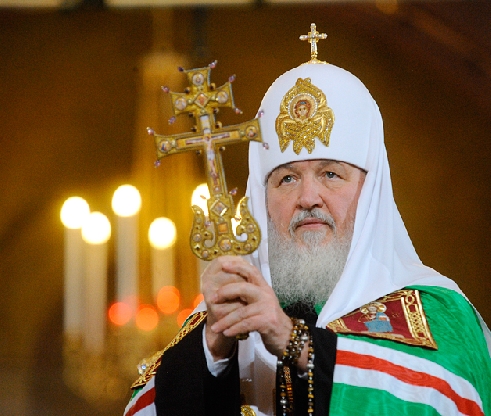 Патриарх Московский и Всея Руси Кирилл призывает всех православных прийти на соборную народную молитву перед возвращением Церкви чудотворной Иверской иконой Божией Матери. 