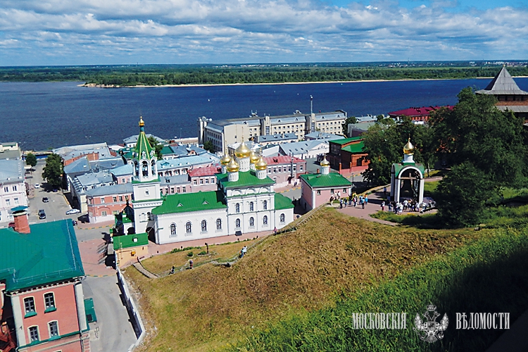 Фото 1000 - Нижний Новгород - расположен на месте слияния Оки и Волги.