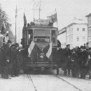 ...в столице Российской Империи Санкт-Петербурге открылось трамвайное движение. Началось исчезновение конок, забеспокоились извозчики.
