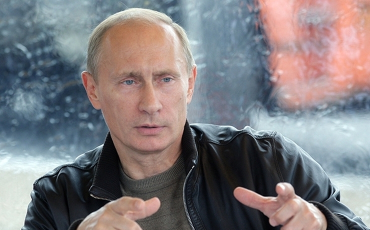 <p>Российские граждане в десятый раз назвали Владимира Путина самым популярным политиком года</p>