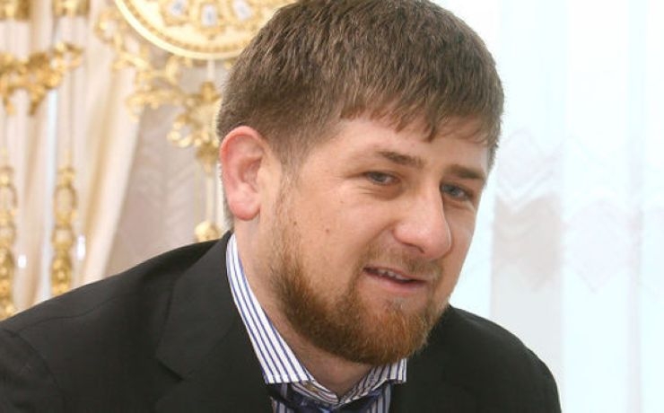 <p>Чечня, если того потребует ситуация, будет готова прийти на помощь своим согражданам в качестве «наблюдателей, миротворцев или солдат»</p>