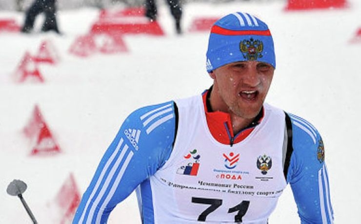 <p>Первую золотую медаль в копилку паралимпийской сборной принёс биатлонист Роман Петушков</p>