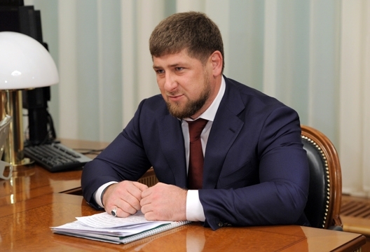 <p>О том, что Объединенные Арабские Эмираты планируют заняться финансированием инвестиционных проектов в Чеченской Республике, заявил глава Чечни Рамзан Кадыров.</p>