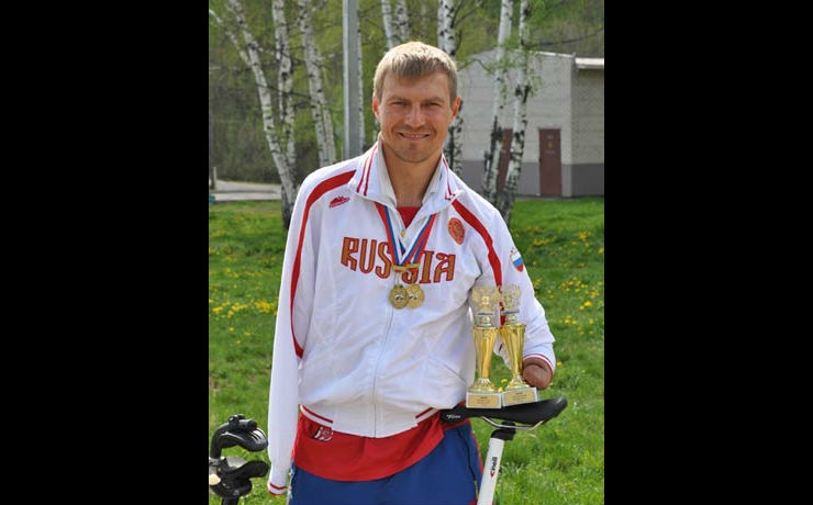 <p>Он стал первым в истории России чемпионом мира в этом виде спорта</p>