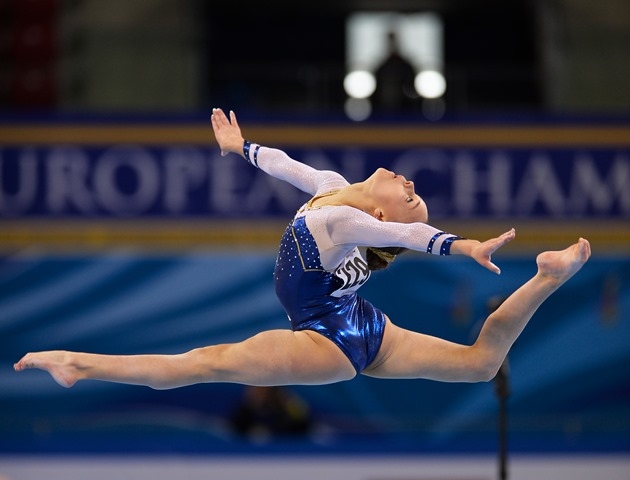 <p>Женская сборная Российской Федерации заняла вторую строку в общекомандном зачете чемпионата Европы по спортивной гимнастике.</p>