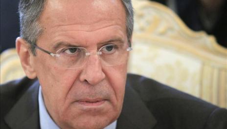<p>Министр иностранных дел Российской Федерации Сергей Лавров заявил, что никому не советует даже обдумывать идею вооруженного нападения на Крым, в том числе для возвращения его Украине.</p>