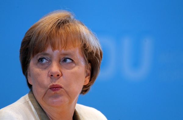 <p>Немецкие политические деятели считают, что канцлер Германии Ангела Меркель должна ввести коррективы в экономическую политику страны.</p>