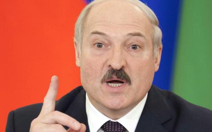 <p>Белорусский лидер считает, что только вместе государствам удастся противостоять любым угрозам</p>