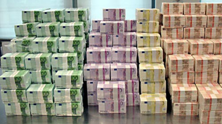 <p>Пресс-секретарь Еврокомиссии Саймон О’Коннор заявил, что в ближайшие недели Евросоюз намерен выплатить Украине очередной транш в 260 миллионов.</p>