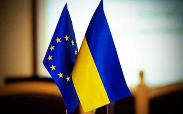 <p>В действии находится только политическая часть соглашения, экономическая часть ­– создание зоны свободной торговли между Украиной и ЕС отложена до начала 2016 года.</p>