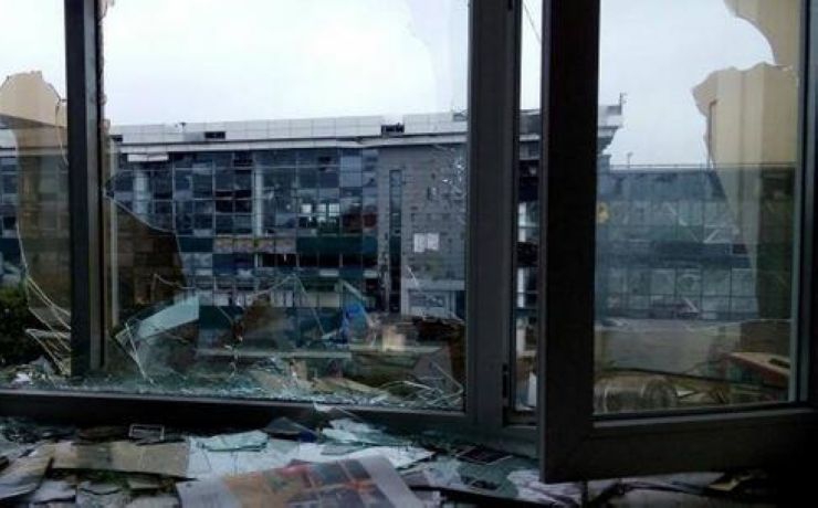 <p>Накануне украинские военные открыли прицельный огонь из тяжелых видов вооружения по городской клинической больнице и двум жилым домам</p>