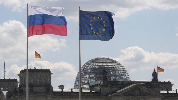 <p>Заместитель главы МИД России Алексей Мешков заявил, что в этом году сумма ущерба, нанесенного Евросоюзу антироссийскими санкциями, может составить около 40 миллиардов евро.</p>