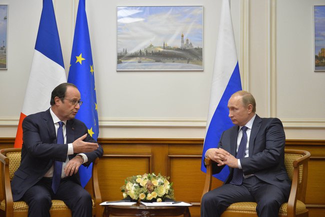 <p>Путин с Олландом обсуждали украинский вопрос</p>