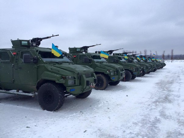 <p>Глава Донецкой народной республики Александр Захарченко заявил, что Киев своими действиями показывает, что он в одностороннем порядке решил выйти из режима перемирия.</p>