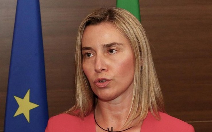 <p>Верховный представитель ЕС по иностранным делам Федерика Могерини приняла решение созвать чрезвычайный Совет министров по иностранным делам в связи эскалацией насилия в Донбассе</p>