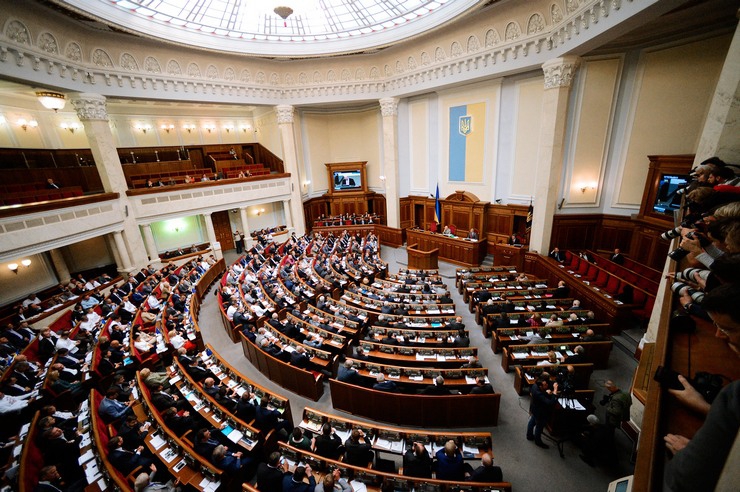 <p>Депутаты Верховной рады не поддержали план мирного урегулирования военного конфликта на востоке Украины, внесенный на рассмотрение «Оппозиционным блоком».</p>