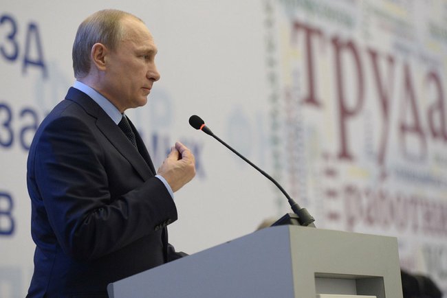 <p>Президент Владимир Путин, выступая на съезде Федерации независимых профсоюзов России, заявил, что Россию никогда не устроит миропорядок с одним безусловным лидером.</p>