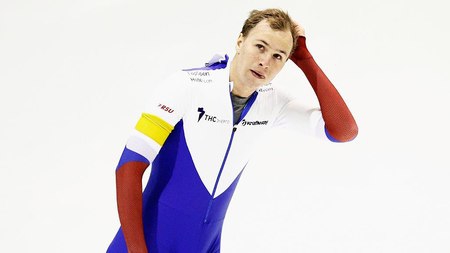 <p>Российский конькобежец Павел Кулижников дважды выиграл дистанцию 500 метров на завершившемся спринтерском этапе Кубка мира в голландском Херенвене.</p>