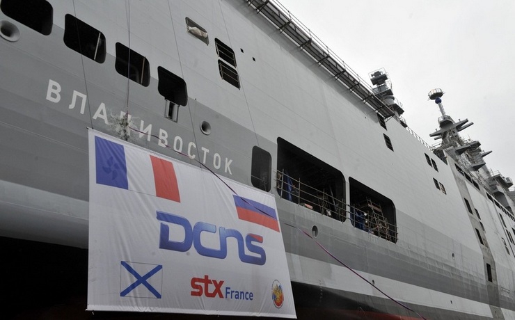 <p>Стоянка крупнотоннажного корабля «Владивосток» в порту города Сен-Назер обходится Франции в круглую сумму.</p>