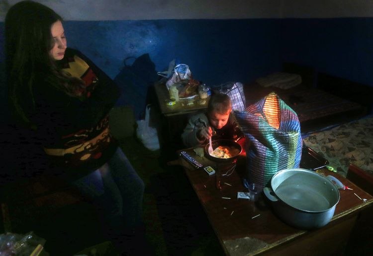 <p>Официальный представитель Международной организации по миграции Леонард Дойл заявил, что в 2015 году программами международной гуманитарной помощи будет охвачено 3,2 миллиона жителей Украины. </p>