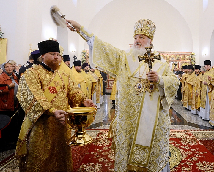 Патриарх надеется, что копия чудотворной иконы укрепит духовное единство народов.
 